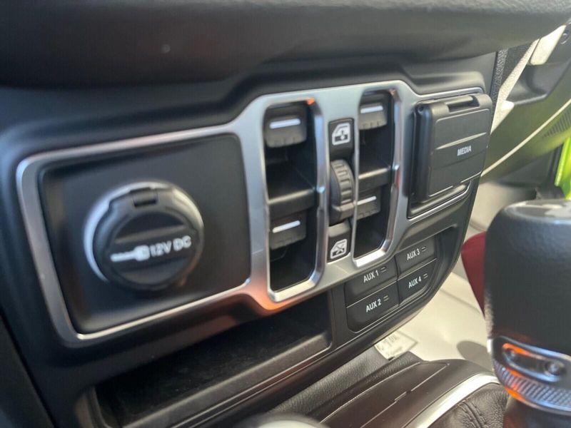 2025 Jeep Wrangler 4-door Sport SImage 18