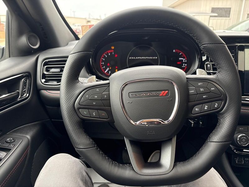 New 2026 Dodge Durango Gt Plus Awd Hemi V8Image 15