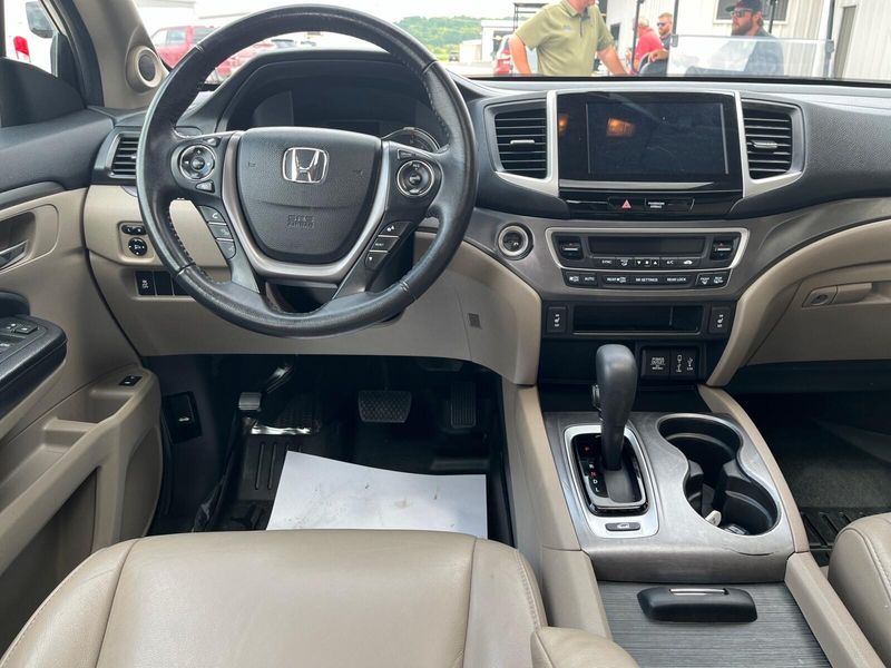 2018 Honda Pilot EX-LImage 6