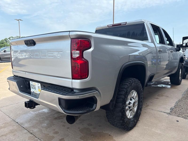 Used 2022 Chevrolet Silverado 2500HD LTImage 8