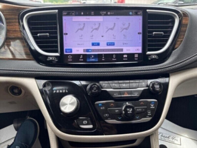 2022 Chrysler Pacifica LimitedImage 22