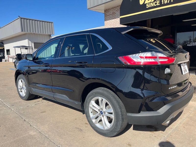 2020 Ford Edge SELImage 11