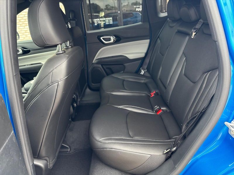 2025 Jeep Compass Limited 4x4Image 4