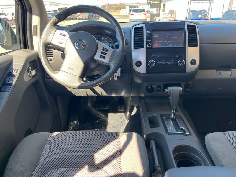 2019 Nissan Frontier SVImage 5