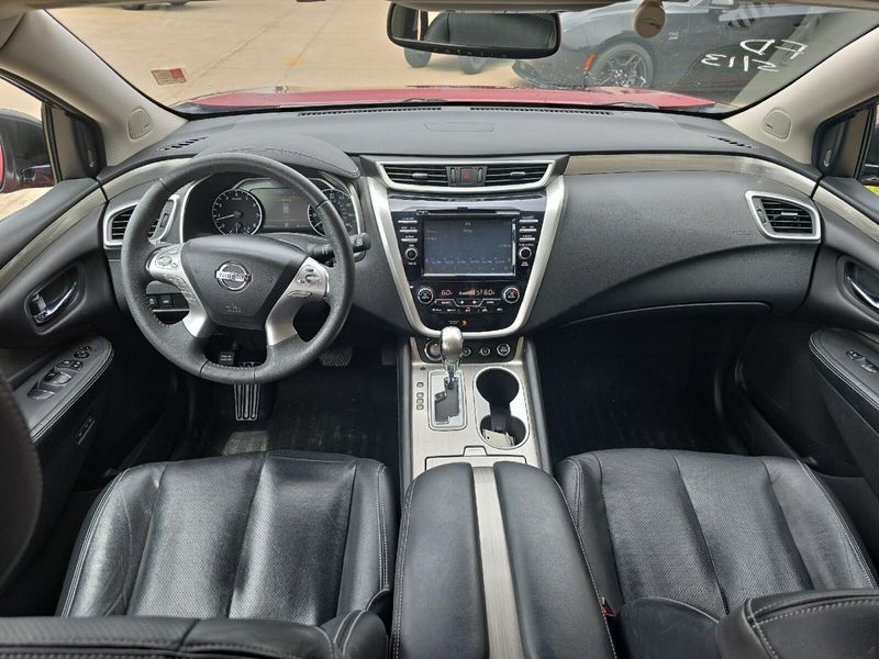 2016 Nissan Murano PlatinumImage 3