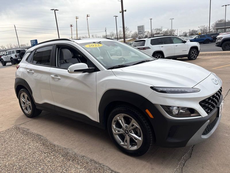 Used 2022 Hyundai Kona SELImage 7