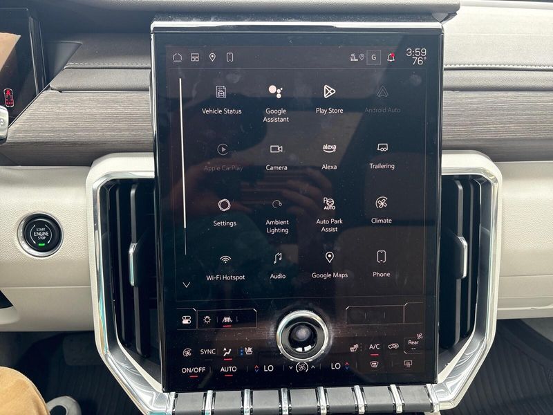 2024 GMC Acadia AWD DenaliImage 22