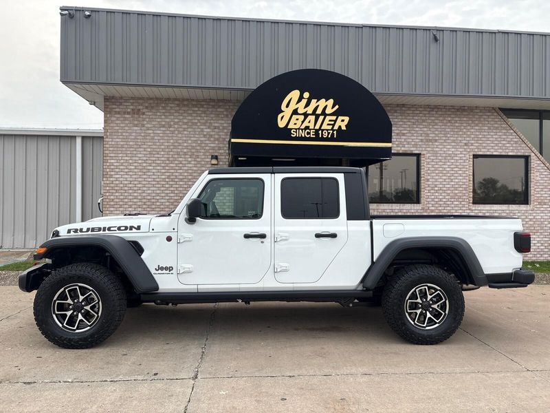 2025 Jeep Gladiator Rubicon 4x4Image 2