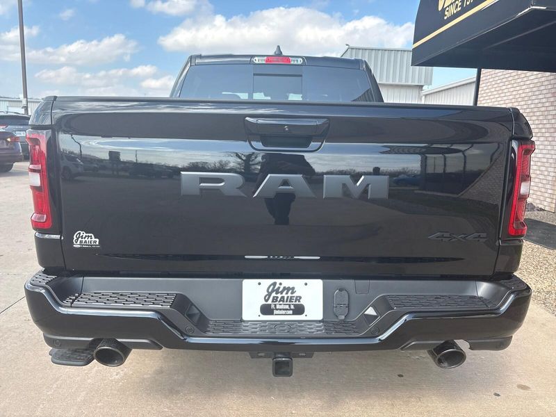 New 2026 RAM 1500 Express Crew Cab 4x4 5