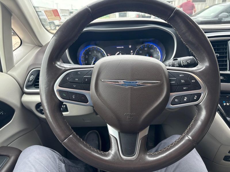 2020 Chrysler Pacifica Touring L PlusImage 14