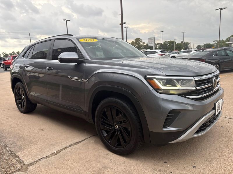 Used 2021 Volkswagen Atlas Cross Sport 3.6L V6 SE w/TechnologyImage 7