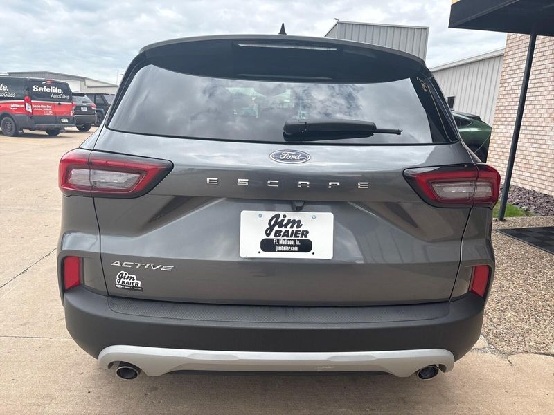 Used 2024 Ford Escape ActiveImage 9