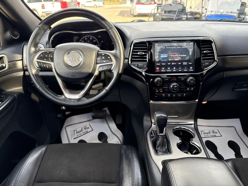 Used 2020 Jeep Grand Cherokee AltitudeImage 5