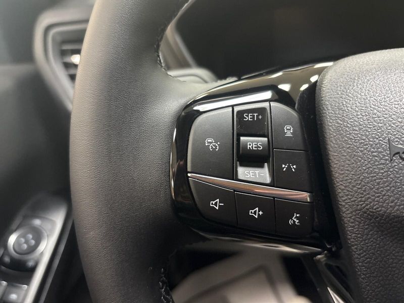 2025 Ford Escape Active photo 8