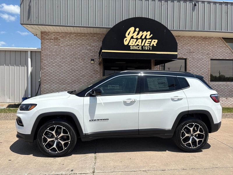 2025 Jeep Compass Limited 4x4Image 2