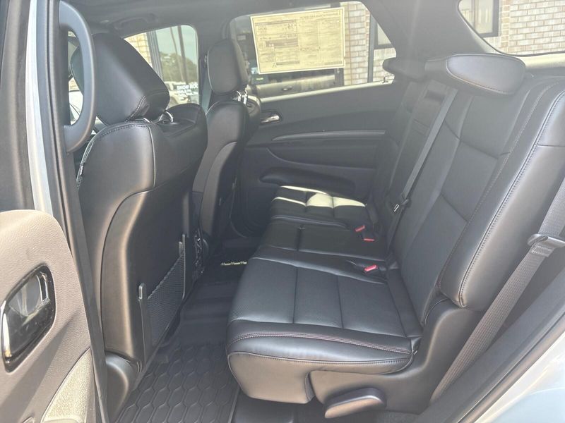 New 2026 Dodge Durango Gt Plus Awd Hemi V8Image 4