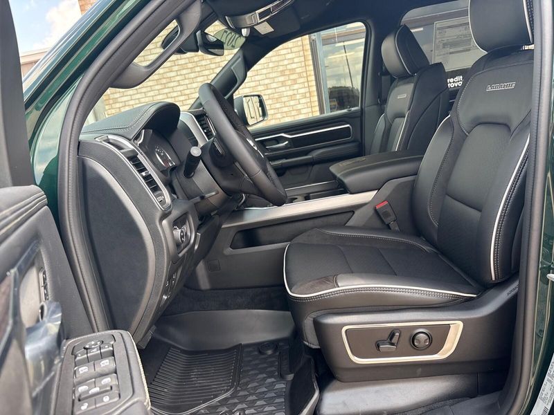New 2027 RAM 1500 Laramie Crew Cab 4x4 5