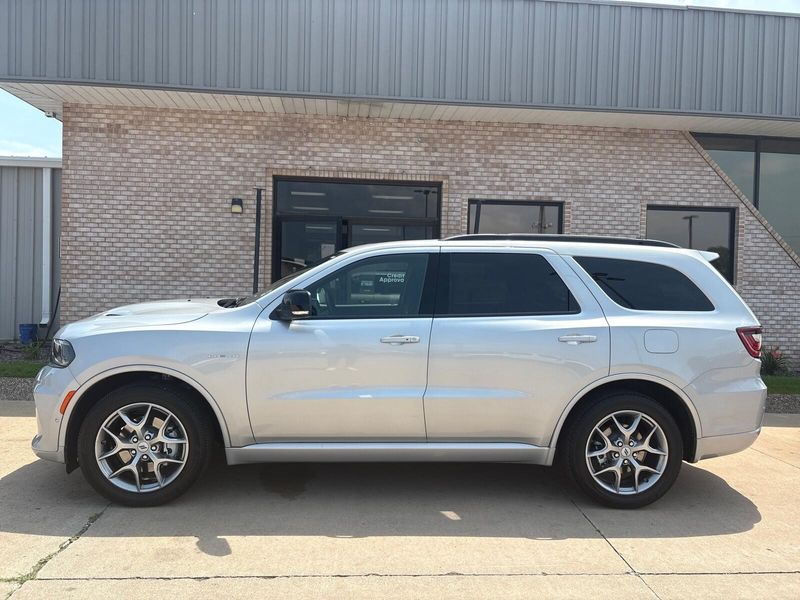 New 2026 Dodge Durango Gt Plus Awd Hemi V8Image 2