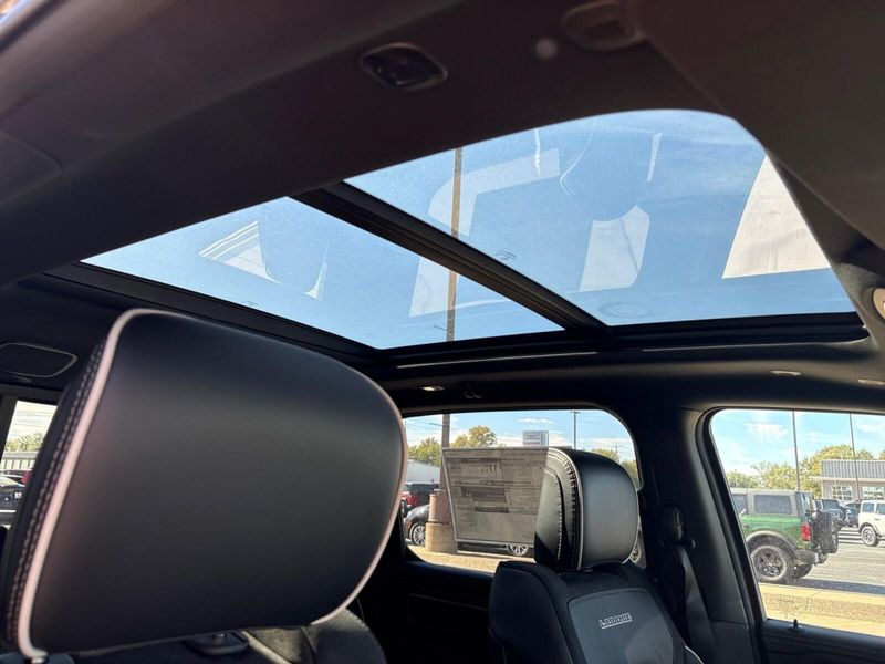New 2027 RAM 1500 Laramie Crew Cab 4x4 5