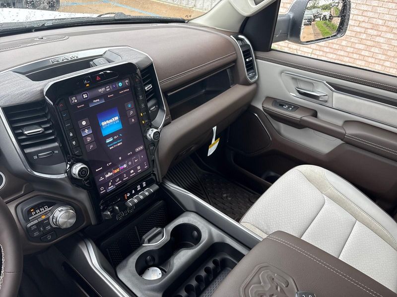 New 2027 RAM 1500 Laramie Crew Cab 4x4 5