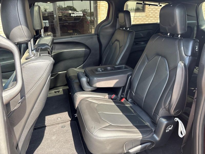 2020 Chrysler Pacifica Touring L PlusImage 4
