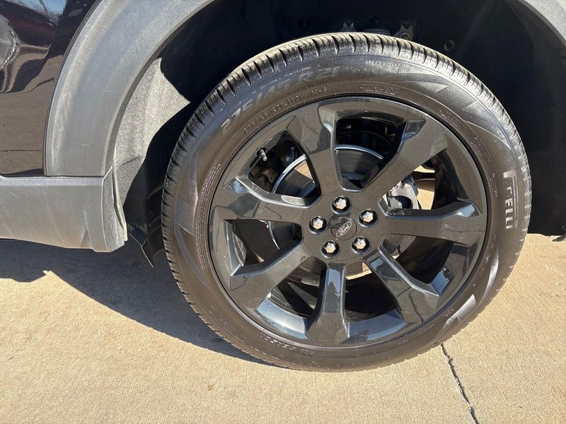 Used 2023 Ford Explorer ST-LineImage 13