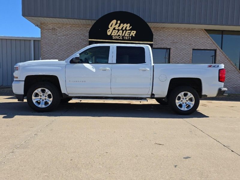 2018 Chevrolet Silverado 1500 LTImage 2