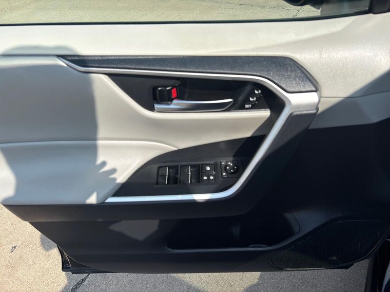 Used 2021 Toyota RAV4 XLE PremiumImage 13