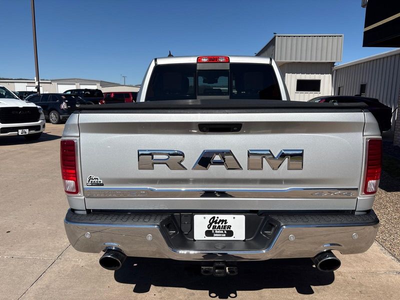 Used 2017 RAM 1500 LimitedImage 12