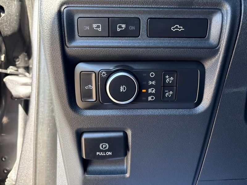 Used 2021 Ford F-150 XLTImage 16