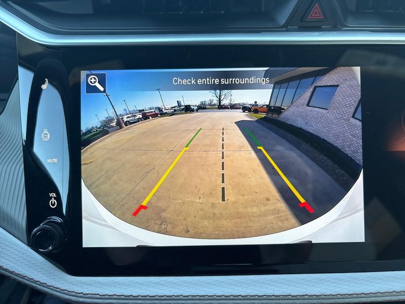 New 2026 Jeep Cherokee Limited 4x4Image 17