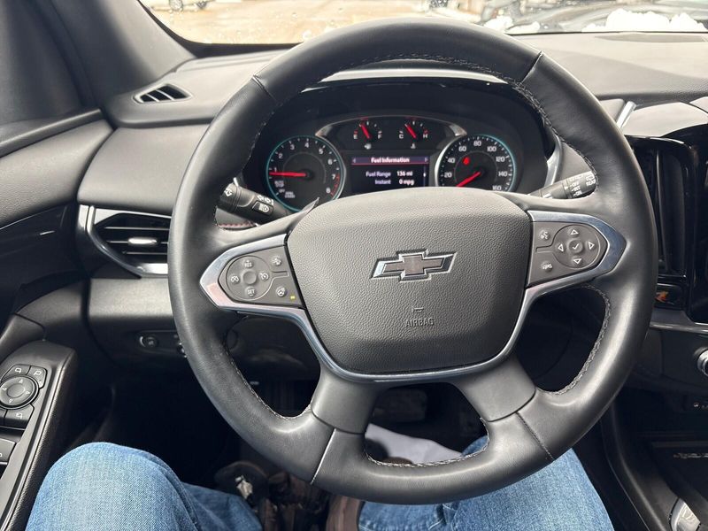 Used 2023 Chevrolet Traverse RSImage 15