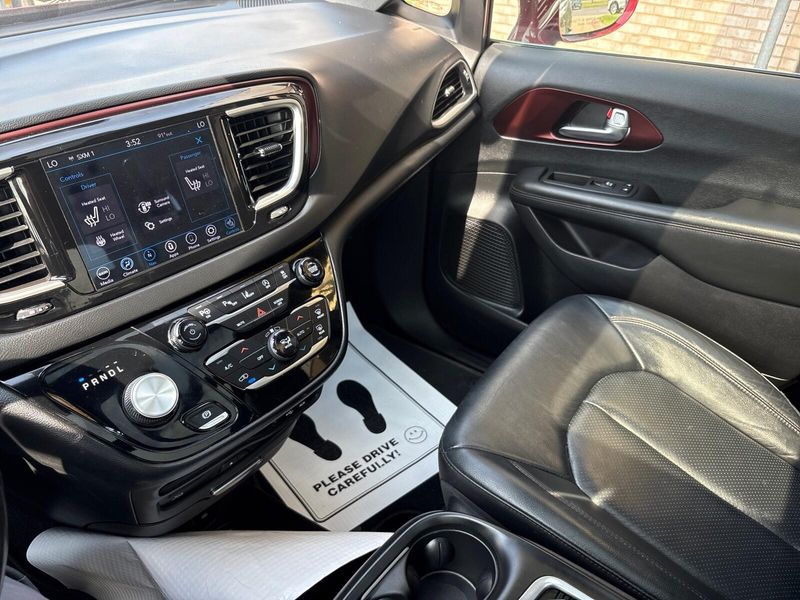 2020 Chrysler Pacifica Touring L PlusImage 24