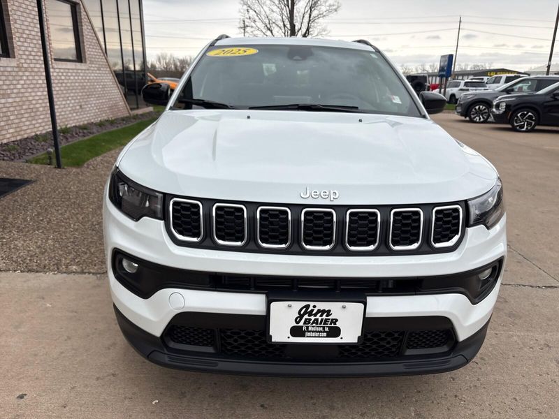 Used 2025 Jeep Compass LatitudeImage 6