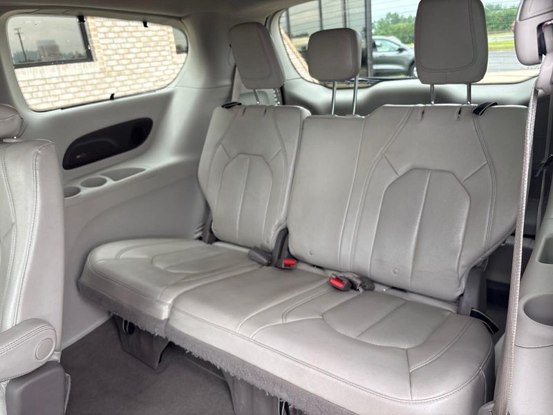 2020 Chrysler Pacifica Touring L PlusImage 5