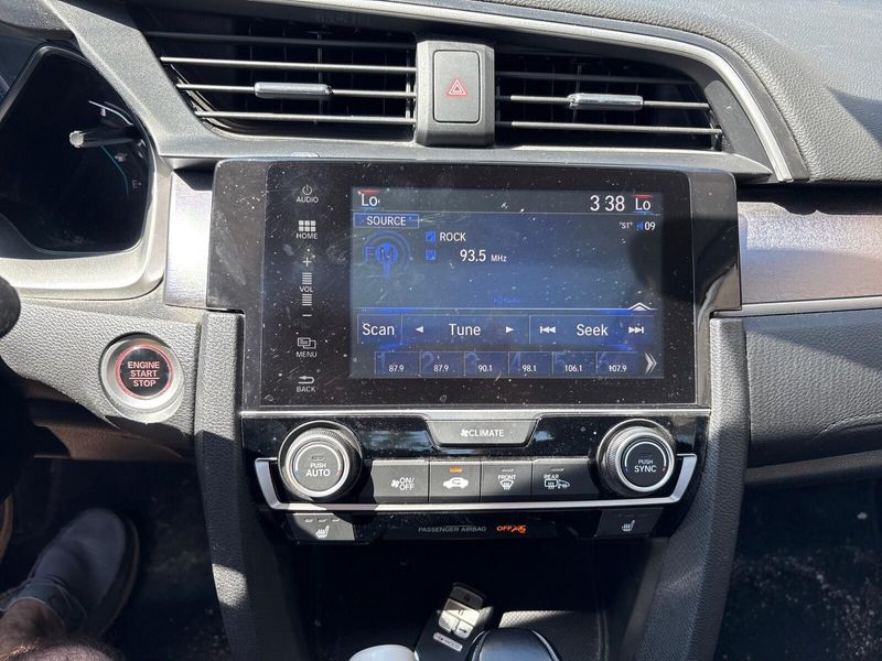 2018 Honda Civic EX-LImage 16
