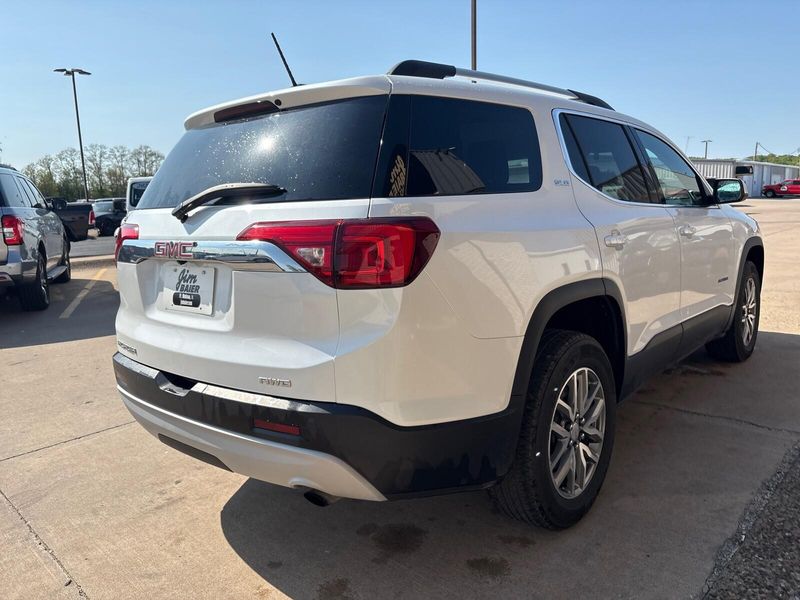 2018 GMC Acadia SLEImage 9