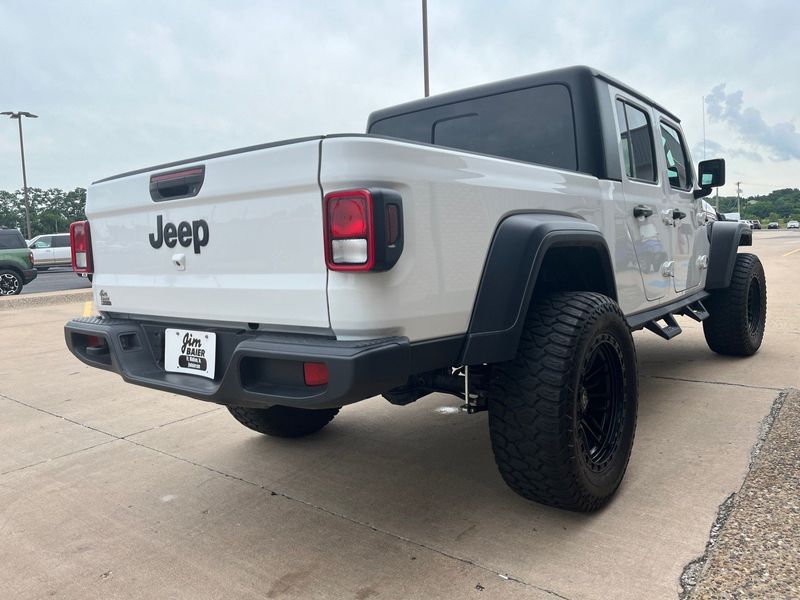 2023 Jeep Gladiator SportImage 9