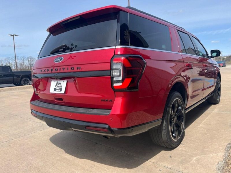 2022 Ford Expedition LimitedImage 13