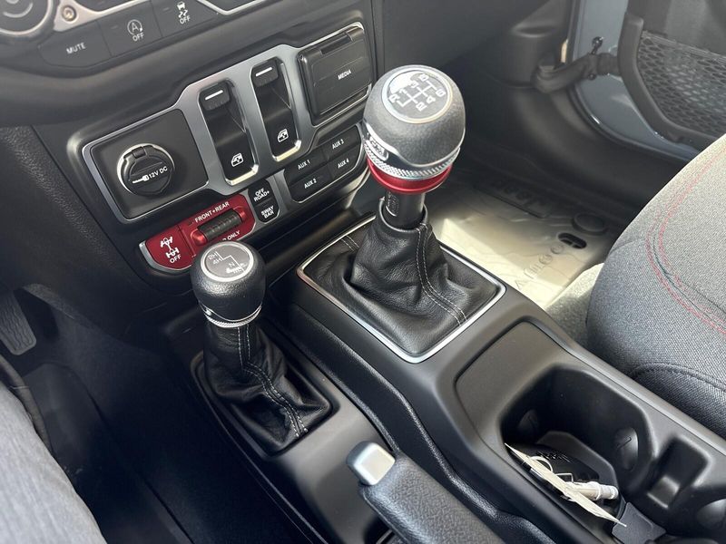 New 2026 Jeep Wrangler 2-door RubiconImage 16