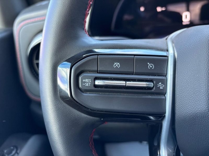 Used 2023 Chevrolet Colorado 4WD Z71Image 18