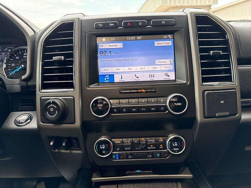 Used 2019 Ford Expedition XLTImage 24