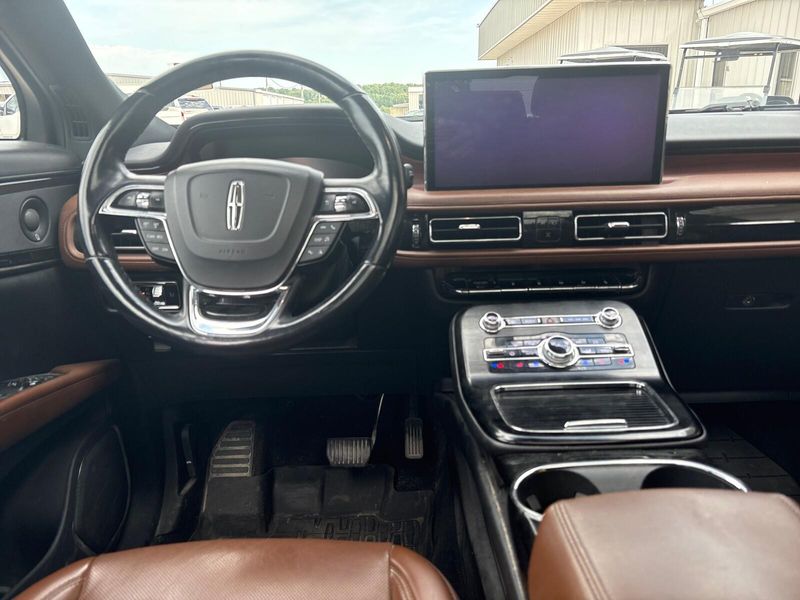 Used 2022 Lincoln Nautilus ReserveImage 5