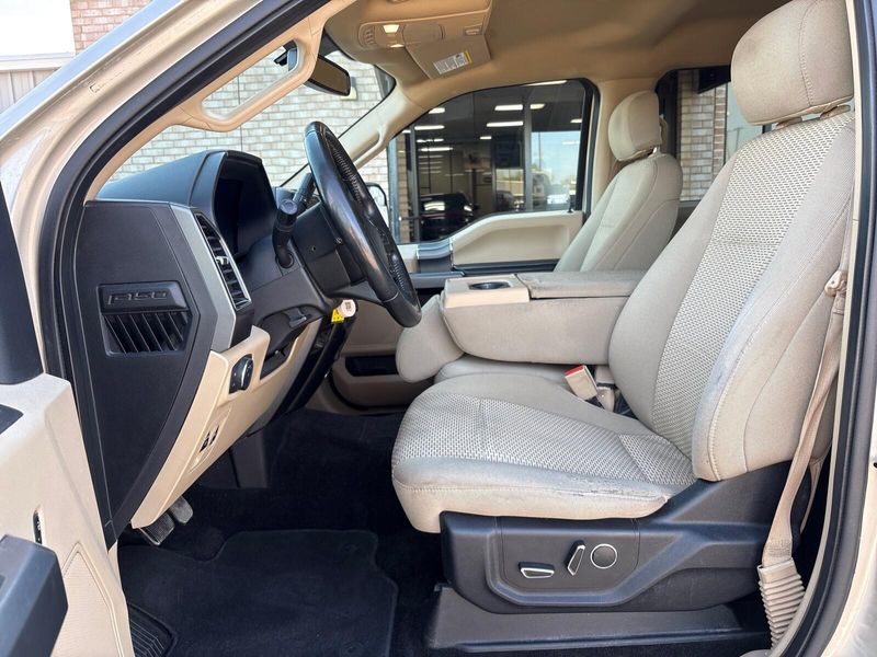 Used 2018 Ford F-150 XLTImage 3