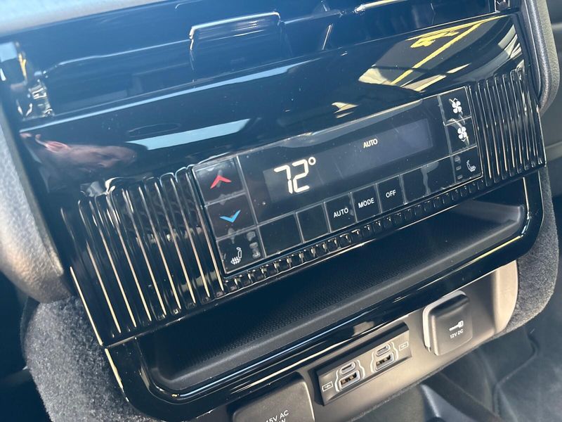 2026 Jeep Grand Wagoneer Limited Altitude 4x4Image 6