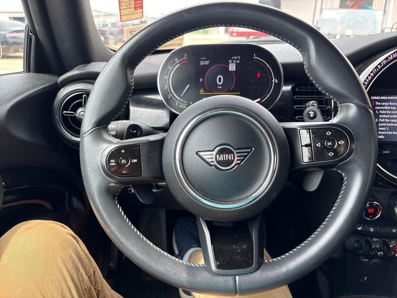 2024 MINI Convertible Cooper SImage 12
