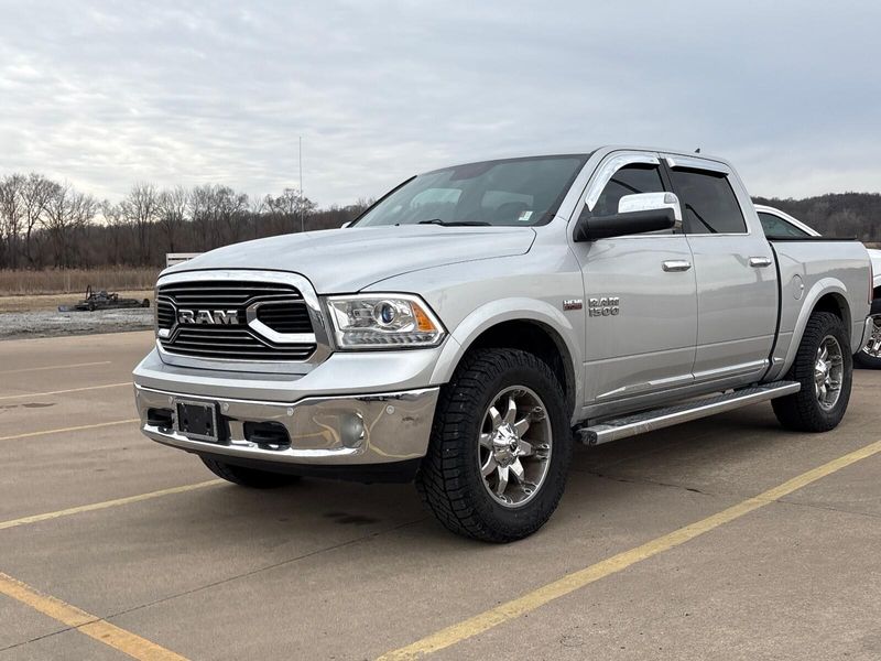 Used 2017 RAM 1500 LimitedImage 1