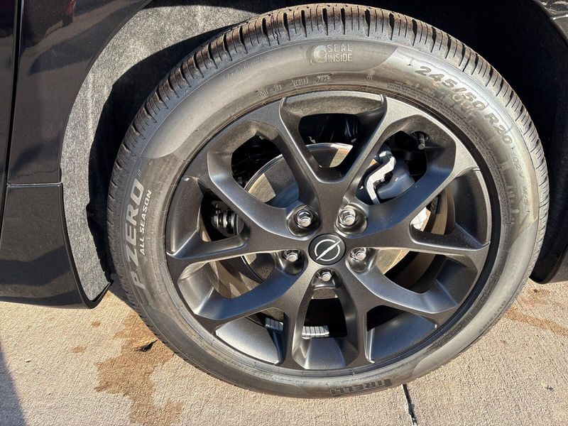 New 2026 Chrysler Pacifica LimitedImage 13