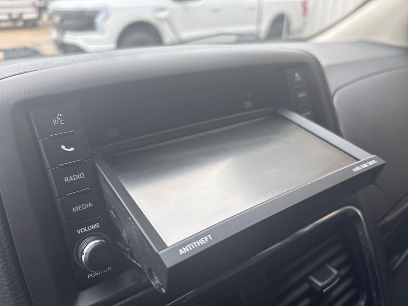 Used 2019 Dodge Grand Caravan SEImage 21