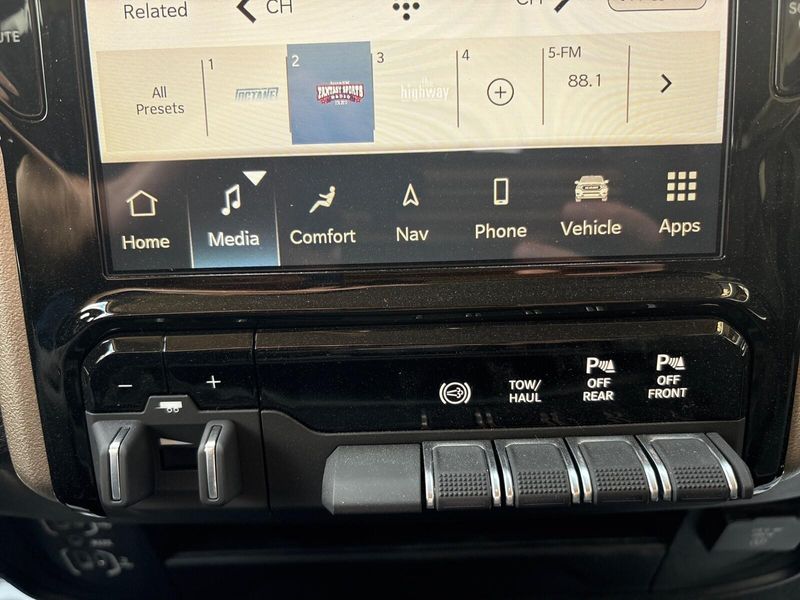 Used 2023 RAM 2500 LaramieImage 19